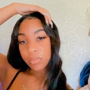 Meet your Posher, Latôyâ